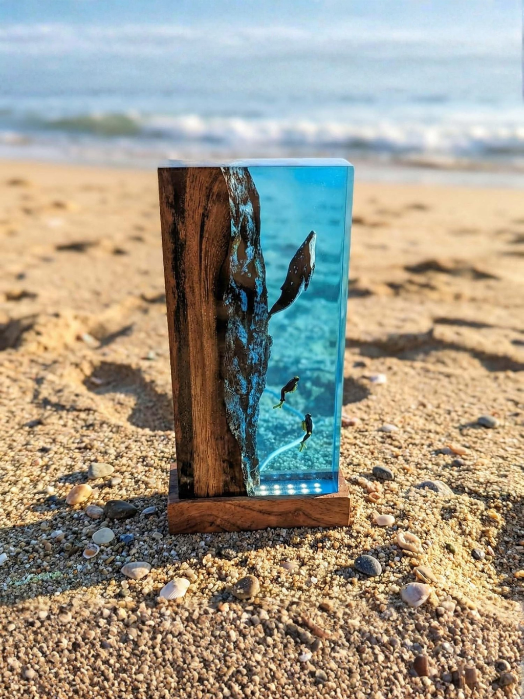 Ocean Resin Lamp with Humpback Whale and Diver