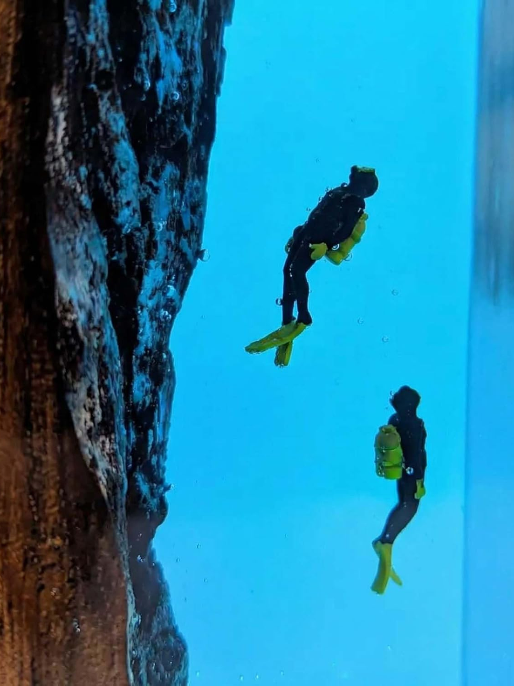 Ocean Resin Lamp with Humpback Whale and Diver